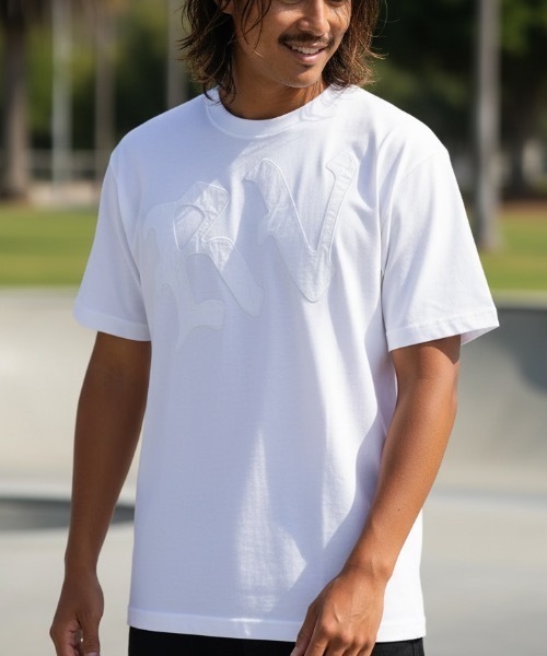 RVCA(ルーカ)の「RVCA メンズ OE HALF Tシャツ 【2026年夏モデル】(Tシャツ/カットソー・メンズ・ブラック/ホワイト/ブラック系その他2/ブルー系その他・MEDIUM/LARGE/X-LARGE/SMALL)」の1枚目の写真
