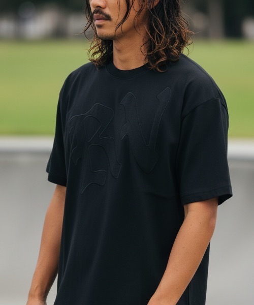 RVCA(ルーカ)の「RVCA メンズ OE HALF Tシャツ 【2026年夏モデル】(Tシャツ/カットソー・メンズ・ブラック/ホワイト/ブラック系その他2/ブルー系その他・MEDIUM/LARGE/X-LARGE/SMALL)」の2枚目の写真