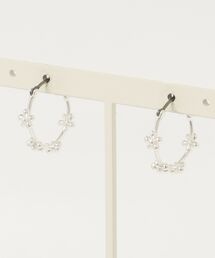 fredy emue（フレディエミュ）の「5輪花リングピアス（イヤリング）」