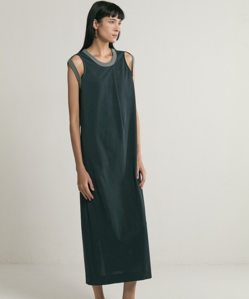 CINOH(チノ)の「RINGER DRESS(ワンピース・レディース・ブラック/グリーン/チャコールグレー・38)」の1枚目の写真
