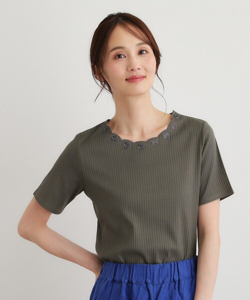 LAURA ASHLEY(ローラアシュレイ)の「【日本製/コットン100%】スカラップ刺繍カットソー(Tシャツ/カットソー・レディース・ホワイト/ネイビー/グレー/ブルー・38/40)」の3枚目の写真
