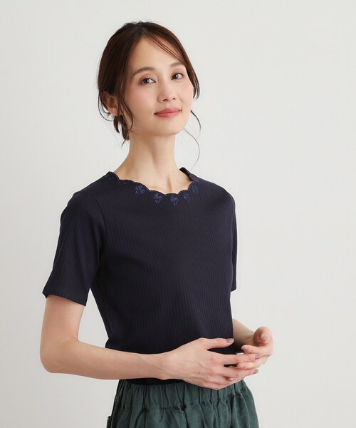 LAURA ASHLEY(ローラアシュレイ)の「【日本製/コットン100%】スカラップ刺繍カットソー(Tシャツ/カットソー・レディース・ホワイト/ネイビー/グレー/ブルー・38/40)」の17枚目の写真