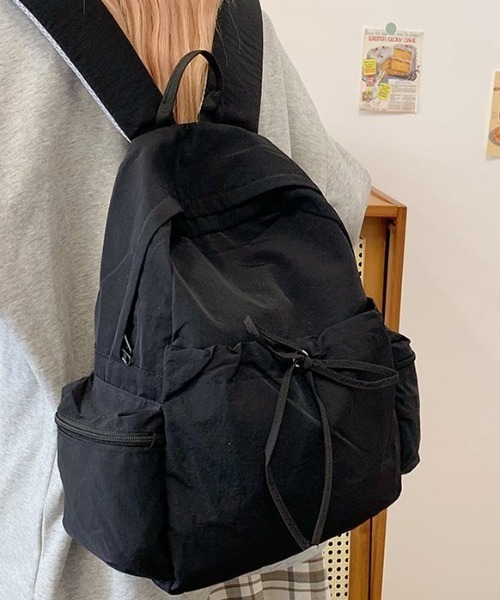 Teem Store(チームストア)の「【大容量/A4対応】リボンデザインサイドポケットバックパック(バックパック/リュック・レディース・アイボリー/ピンク/ブラック/サックスブルー・F)」の2枚目の写真