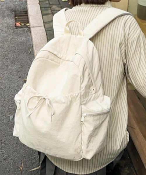 Teem Store(チームストア)の「【大容量/A4対応】リボンデザインサイドポケットバックパック(バックパック/リュック・レディース・アイボリー/ピンク/ブラック/サックスブルー・F)」の7枚目の写真