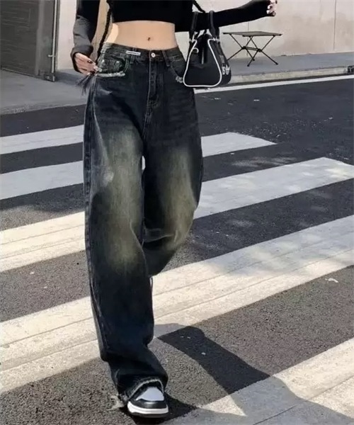 Dream garden(ドリームガーデン)の「ヴィンテージメイク ワイドデニムパンツ(デニムパンツ・レディース・インディゴブルー・S/XL/5XL/3XL/M/L/2XL)」の14枚目の写真