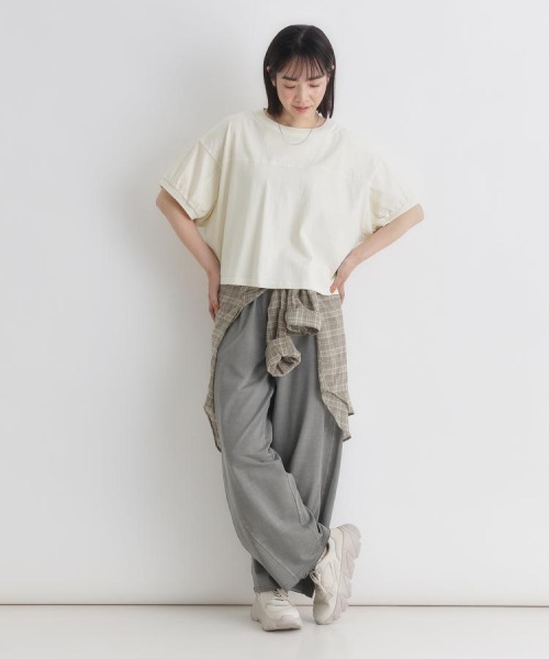 Right-on(ライトオン)の「HONEYSUCKLE ROSE(ハニーサックルローズ)ピグメント加工ショートTシャツ(Tシャツ/カットソー・レディース・キナリ/ブラック/ブルー・M/L)」の17枚目の写真