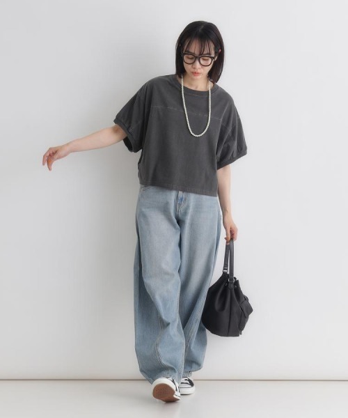 Right-on(ライトオン)の「HONEYSUCKLE ROSE(ハニーサックルローズ)ピグメント加工ショートTシャツ(Tシャツ/カットソー・レディース・キナリ/ブラック/ブルー・M/L)」の22枚目の写真