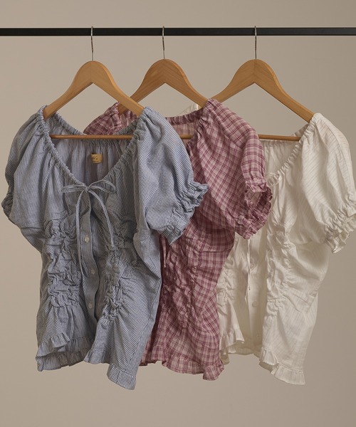 hazyl(ヘイジル)の「shirring 2way blouse / シャーリング2WAYブラウス(シャツ/ブラウス・レディース・ネイビー/オフホワイト/ピンク系その他・フリー)」の4枚目の写真