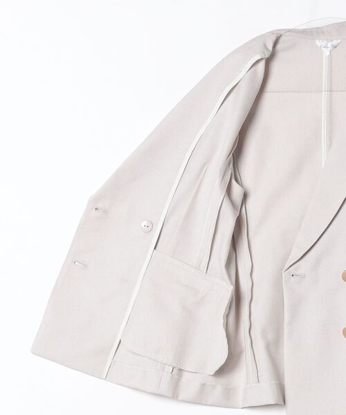 TRUDEA(トルディア)の「麻調 金釦ダブルジャケット(テーラードジャケット・レディース・ライトグレー・X-LARGE/LARGE/MEDIUM/SMALL)」の14枚目の写真