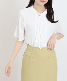 TRUDEA（トルディア）の「バー付きボウタイブラウス(UVカット/防透性/ウォッシャブル/イジーケア)（ビジネスシャツ）」