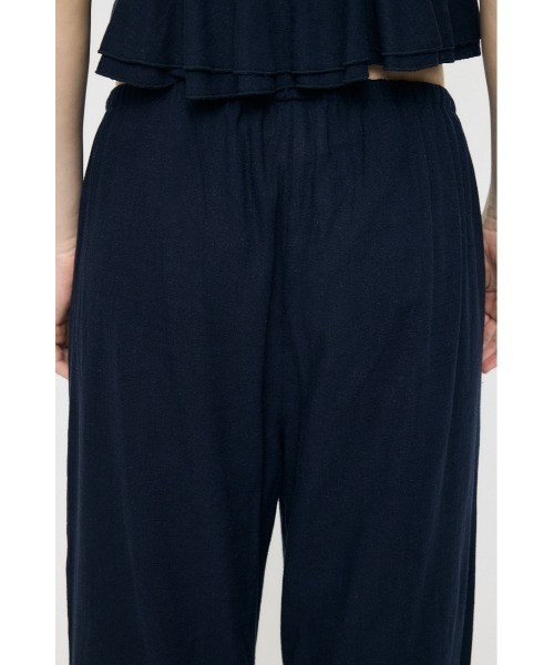 MOUSSY(マウジー)の「【セットアップ対応】LINEN BLEND RELAX ワイドパンツ(その他パンツ・レディース・ネイビー/ベージュ・1/2)」の17枚目の写真