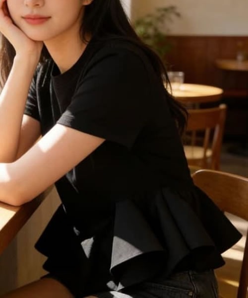 Pittok(ピットク)の「アシンメトリーペプラムTコンビトップス(Tシャツ/カットソー・レディース・ブラック・MEDIUM)」の4枚目の写真