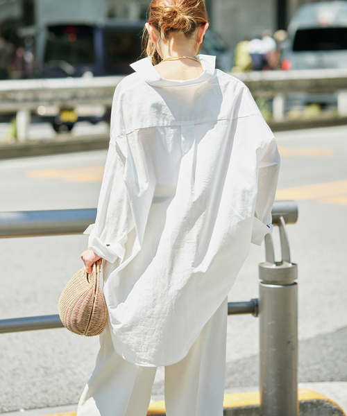 VERMEIL par iena(ヴェルメイユパーイエナ)の「コットンボイルシャツ(シャツ/ブラウス・レディース・ネイビー/ベージュ/ピンク系その他/ホワイト・FREE)」の7枚目の写真