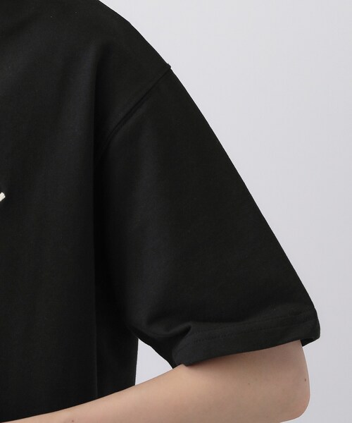 Dessin(デッサン)の「ロゴ刺繍ミニ裏毛Tシャツ(Tシャツ/カットソー・レディース・ホワイト/ブラック・00/01/02/03/04)」の15枚目の写真