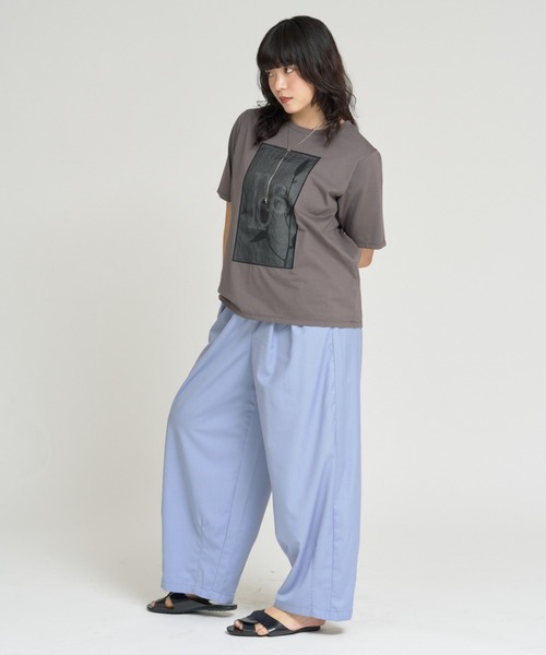 RU.TI.LE(ルチル)の「【RU.TI.LE】シアーボタニカルプリントTシャツ(Tシャツ/カットソー・レディース・ホワイト/チャコールグレー・MEDIUM)」の6枚目の写真