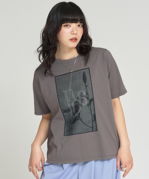 RU.TI.LE(ルチル)の「【RU.TI.LE】シアーボタニカルプリントTシャツ(Tシャツ/カットソー・レディース・ホワイト/チャコールグレー・MEDIUM)」の10枚目の写真
