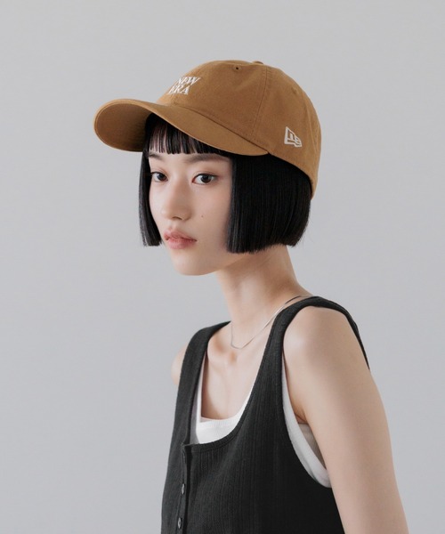 LOWRYS FARM（ローリーズファーム）の「【NEWERA】ローリーズファーム別注企画 ロゴCAP 26 653956（キャップ・レディース・ブラウン/ブラック・FREE）」の2枚目の写真