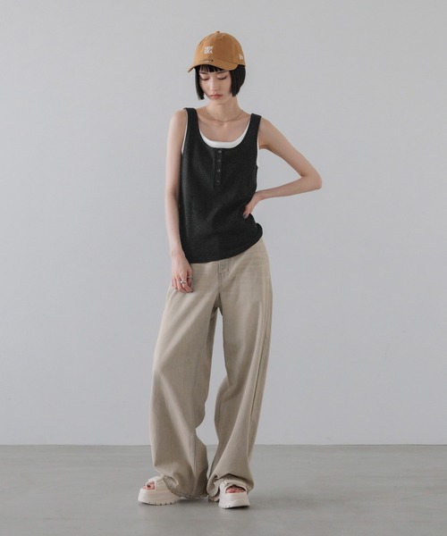 LOWRYS FARM（ローリーズファーム）の「【NEWERA】ローリーズファーム別注企画 ロゴCAP 26 653956（キャップ・レディース・ブラウン/ブラック・FREE）」の5枚目の写真