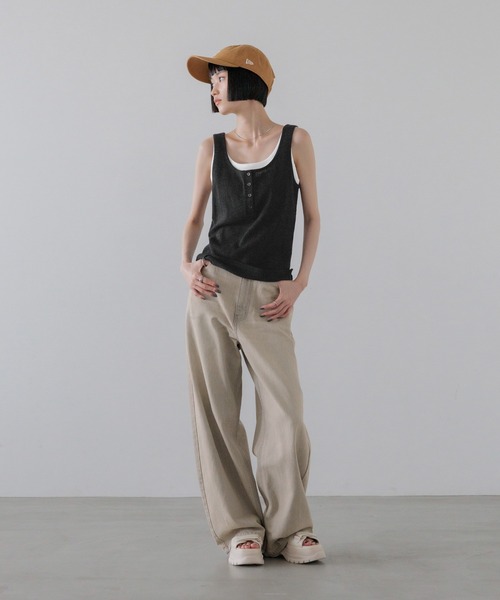 LOWRYS FARM（ローリーズファーム）の「【NEWERA】ローリーズファーム別注企画 ロゴCAP 26 653956（キャップ・レディース・ブラウン/ブラック・FREE）」の6枚目の写真
