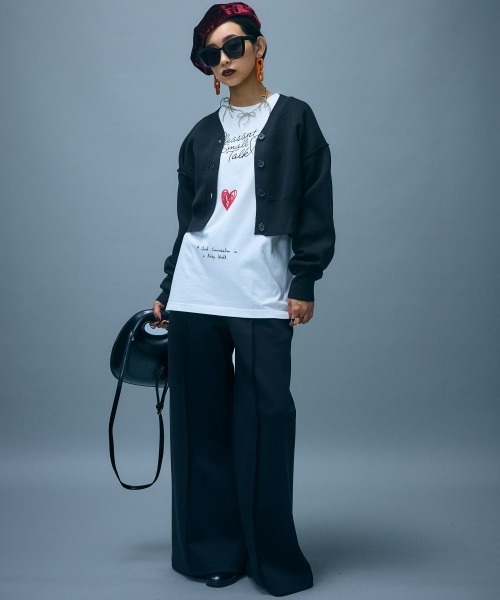 GEVS.(ジェイヴィス)の「綿100%ロゴプリントTシャツ<大きいサイズ有>GEVS.(Tシャツ/カットソー・レディース・スミクロ/オフホワイト・5L/4L/3L/LL/L/M)」の12枚目の写真