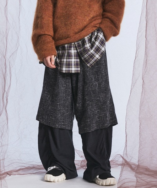 MAISON SPECIAL(メゾンスペシャル)の「《UNISEX》Tweed Layered Prime-Wide Shirring Detail Pants/ツイードレイヤードプライムワイドシャーリングディティールパンツ【MAISON SPECIAL/メゾンスペシャル】(その他パンツ・メンズ・ブラック/ライトグレー/チャコールグレー・2/1/0)」の3枚目の写真