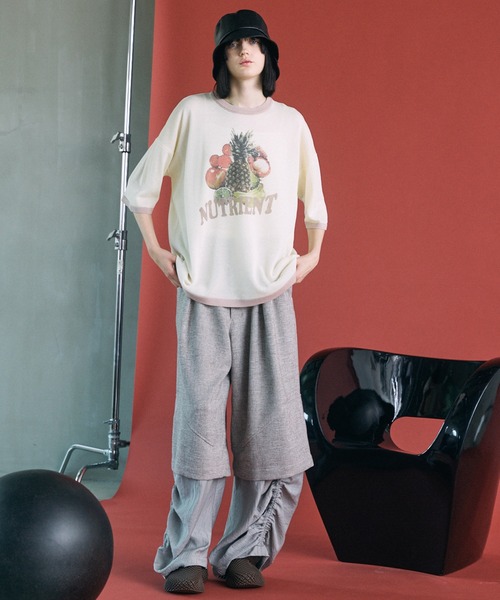 MAISON SPECIAL(メゾンスペシャル)の「《UNISEX》Tweed Layered Prime-Wide Shirring Detail Pants/ツイードレイヤードプライムワイドシャーリングディティールパンツ【MAISON SPECIAL/メゾンスペシャル】(その他パンツ・メンズ・ブラック/ライトグレー・2/1/0)」の5枚目の写真