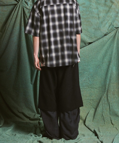 MAISON SPECIAL(メゾンスペシャル)の「《UNISEX》Tweed Layered Prime-Wide Shirring Detail Pants/ツイードレイヤードプライムワイドシャーリングディティールパンツ【MAISON SPECIAL/メゾンスペシャル】(その他パンツ・メンズ・ブラック/ライトグレー・2/1/0)」の16枚目の写真