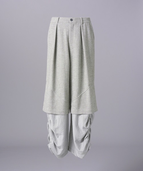 MAISON SPECIAL(メゾンスペシャル)の「《UNISEX》Tweed Layered Prime-Wide Shirring Detail Pants/ツイードレイヤードプライムワイドシャーリングディティールパンツ【MAISON SPECIAL/メゾンスペシャル】(その他パンツ・メンズ・ブラック/ライトグレー・2/1/0)」の8枚目の写真