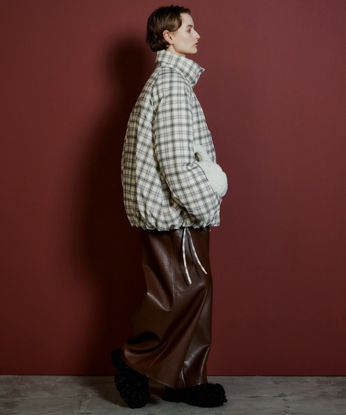 MAISON SPECIAL(メゾンスペシャル)の「【2026Autumn PRE-ORDER】Multi-Pattern Reversible Down Jacket/マルチパターンリバーシブルダウン(ダウンジャケット/コート・レディース・ホワイト/ブラウン/ブラック・FREE)」の4枚目の写真