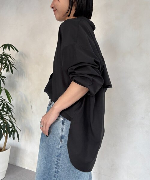 Jena espace merveilleux(ジェナ エスパスメルヴェイユ)の「バックフリルブラウス(シャツ/ブラウス・レディース・オフホワイト/ブラック/ベージュ・FREE)」の18枚目の写真