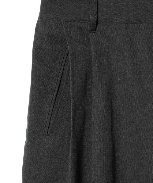 ESTNATION(エストネーション)の「ESTNATION / ウールギャバジン 2タックスラックス(スラックス・メンズ・チャコールグレー・MEDIUM/LARGE)」の5枚目の写真