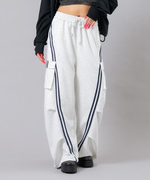 ANAP(アナップ)の「ラインスウェットカーゴパンツ(その他パンツ・レディース・ブラウン/ネイビー/ライトグレー・F)」の18枚目の写真