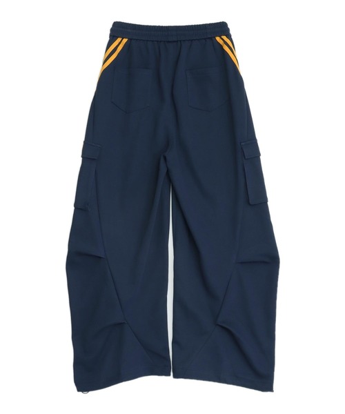 ANAP(アナップ)の「ラインスウェットカーゴパンツ(その他パンツ・レディース・ブラウン/ネイビー/ライトグレー・F)」の6枚目の写真