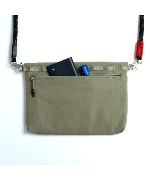 Topologie(トポロジー)の「Utility Musette Medium(ユーティリティ ミュゼット ミディアム)(ショルダーバッグ・レディース・モスグリーン系・ONE SIZE)」の5枚目の写真