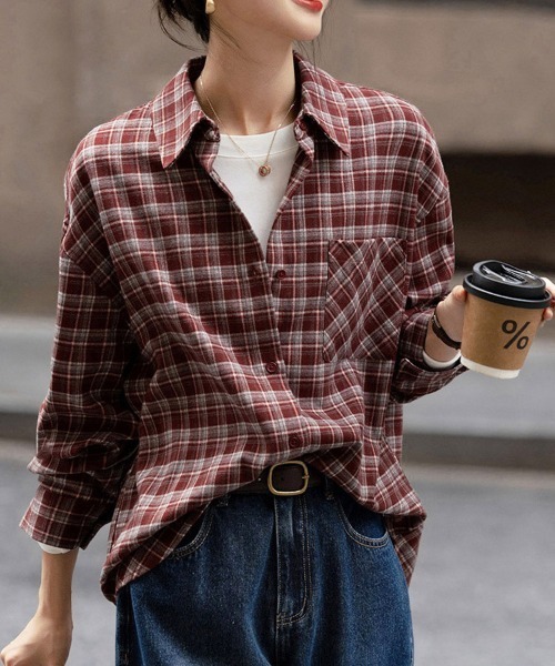 ONEP STAR(ワンピスター)の「チェック柄ベーシック長袖シャツ(シャツ/ブラウス・レディース・ワインレッド・MEDIUM/X-LARGE/LARGE)」の1枚目の写真