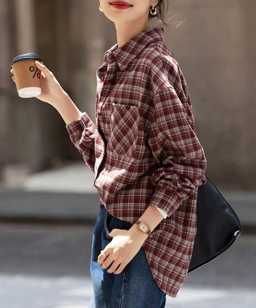 ONEP STAR(ワンピスター)の「チェック柄ベーシック長袖シャツ(シャツ/ブラウス・レディース・ワインレッド・MEDIUM/X-LARGE/LARGE)」の3枚目の写真