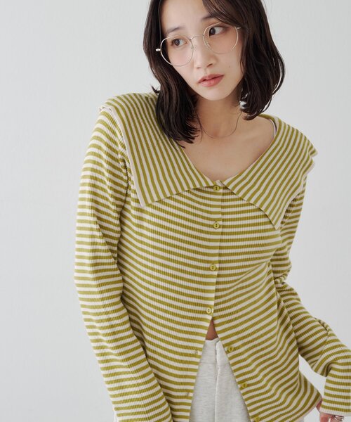 DISCOAT(ディスコート)の「前後2WAYビッグカラーニット(ニット/セーター・レディース・ブラック系その他/ダークグレー/ブラウン系その他/オフホワイト/レッド/パープル/ブラック/グリーン系・FREE)」の6枚目の写真