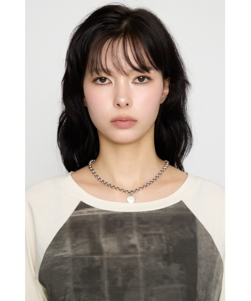 LAGUA GEM(ラグアジェム)の「PHOTO PRINT RAGLAN トップス(Tシャツ/カットソー・レディース・ブラック/ホワイト・FREE)」の13枚目の写真