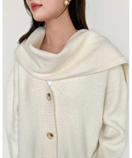 BIRTHDAY BASH(バースデイバッシュ)の「KNIT CARDIGAN with MUFFLER(ニットカーディガン マフラー付き)(カーディガン/ボレロ・レディース・ホワイト・FREE)」の11枚目の写真