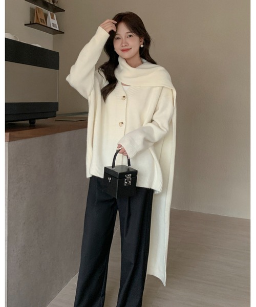 BIRTHDAY BASH(バースデイバッシュ)の「KNIT CARDIGAN with MUFFLER(ニットカーディガン マフラー付き)(カーディガン/ボレロ・レディース・ホワイト・FREE)」の13枚目の写真