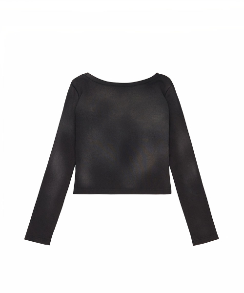 NO EXTRA TOUCH（ノー・エクストラ・タッチ）の「Logo Crop Long Sleeve Tee (Black) / 26FWTS002BK（Tシャツ/カットソー・レディース・ブラック・SMALL/MEDIUM）」の4枚目の写真
