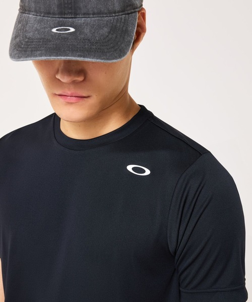 OAKLEY(オークリー)の「オークリー FOUNDATIONAL TECH SS CREW 1.0/Tシャツ/スポーツ・トレーニングコレクション/メンズ/OAKLEY(Tシャツ/カットソー・メンズ・ブラック/ブルーグレー・L/M/XL/S)」の14枚目の写真
