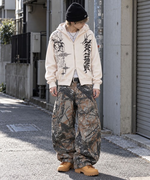 SPINNS(スピンズ)の「短丈ワッフルダブルジップパーカー/トライバルロゴ/サーマル(パーカー・メンズ・ブラック系その他/ワイン/カモフラージュ/アイボリー・ONESIZE)」の15枚目の写真