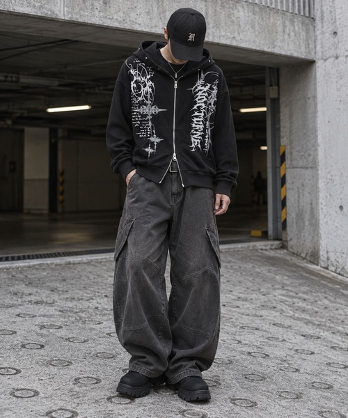 SPINNS(スピンズ)の「短丈ワッフルダブルジップパーカー/トライバルロゴ/サーマル(パーカー・メンズ・ブラック系その他/ワイン/カモフラージュ/アイボリー・ONESIZE)」の17枚目の写真