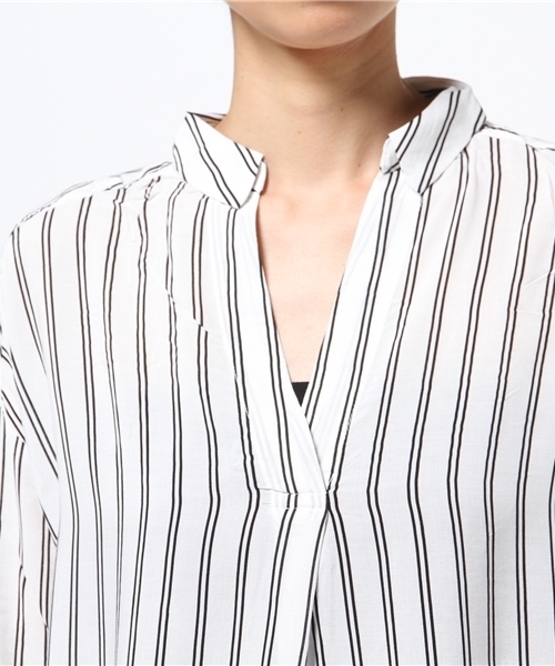 VENCEEXCHANGE（ヴァンスエクスチェンジ）の「レーヨン7分スキッパーシャツ      （シャツ/ブラウス・レディース・ホワイト/ピンク/オフホワイト/ダークグリーン・MEDIUM）」の8枚目の写真