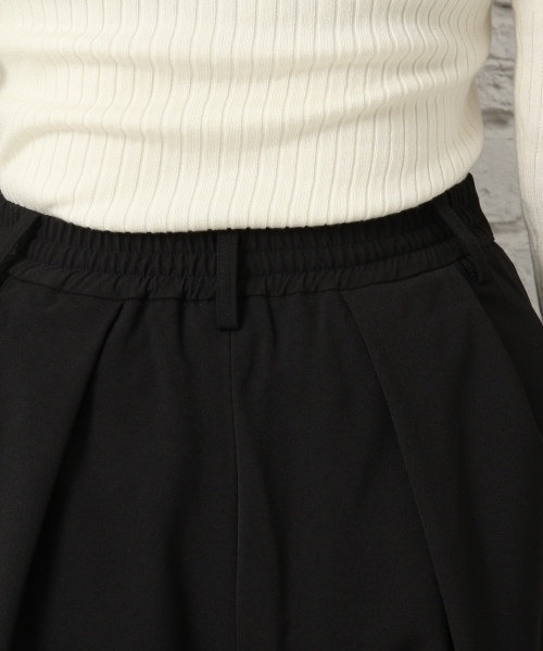 LEPSIM（レプシィム）の「タックイージーワイドパンツ2　736688（その他パンツ・レディース・ブラック/ホワイト/ブラウン・MEDIUM/LARGE）」の13枚目の写真
