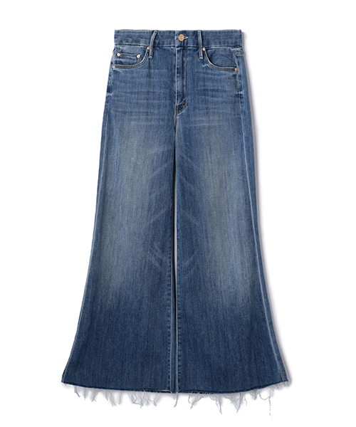 MOTHER DENIM(マザーデニム)の「MOTHER クロップドフレアデニムパンツ(デニムパンツ・レディース・ブルー・23/24)」の1枚目の写真