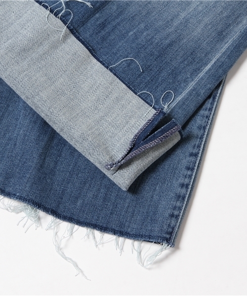 MOTHER DENIM(マザーデニム)の「MOTHER クロップドフレアデニムパンツ(デニムパンツ・レディース・ブルー・23/24)」の9枚目の写真