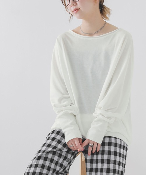 n'OrLABEL（ノアールレーベル）の「『リラックスドルマンカットソー』（Tシャツ/カットソー・レディース・ブラック/グレー/グリーン/カーキ/グリーン系その他/ブルー/ネイビー/ブルー系その他/スモークピンク/ピンク系その他/ワイン/チャコールグレー/オフホワイト/グレイッシュベージュ/ブラック系その他/チャコール/ホワイト/モカ・FREE）」の2枚目の写真