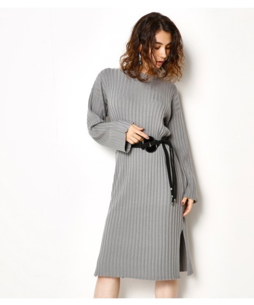 SLY（スライ）の「WIDE NECK RIB MIDI OP（ワンピース・レディース・トップグレー/ベージュ/ブラック・FREE）」の3枚目の写真